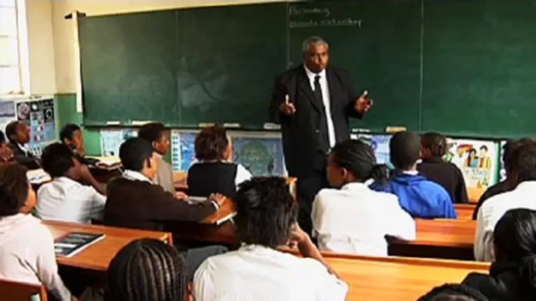Gauteng Schooling System: Global Shift in Education Gauteng Schooling System: Global Shift in Education