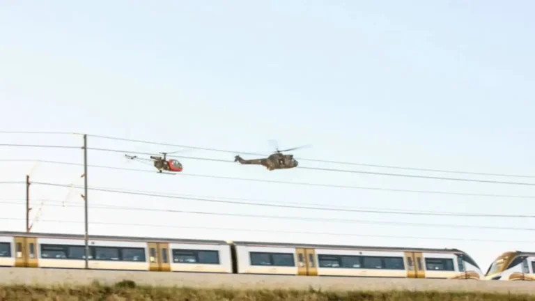 Gautrain Battles Alouette II Helicopter- Who Will Win? Gautrain Battles Alouette II Helicopter- Who Will Win?