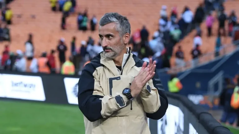 Ex-Orlando Pirates Boss Jose Riveiro Pledges Loyalty to Club Ex-Orlando Pirates Boss Jose Riveiro Pledges Loyalty to Club