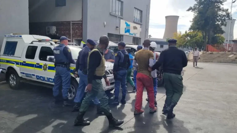 12 Illegal Immigrants Arrested as SAPS Targets Expired Food in Pretoria 12 Illegal Immigrants Arrested as SAPS Targets Expired Food in Pretoria