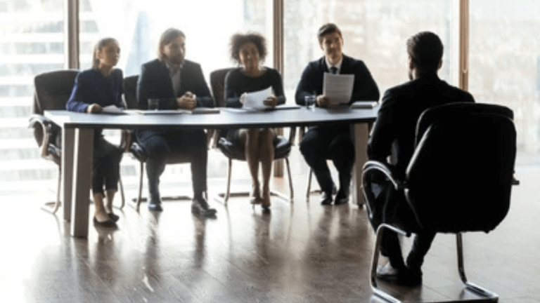 10 Smart Questions to Ask at the End of Your Job Interview 10 Smart Questions to Ask at the End of Your Job Interview