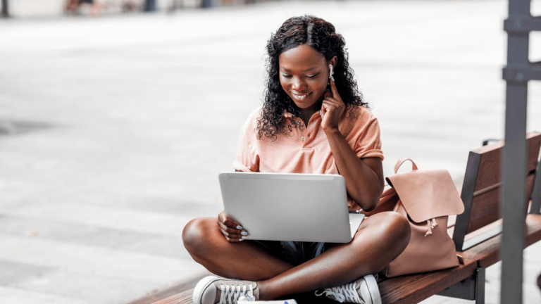 5 Real Ways Students Are Making Money Online in 2025 5 Real Ways Students Are Making Money Online in 2025