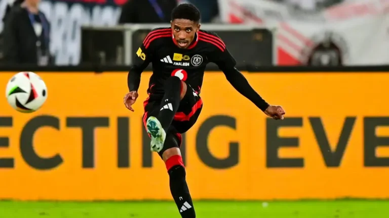 Is Monnapule Saleng Heading to Kaizer Chiefs? Contract Confusion Fuels Transfer Twist Is Monnapule Saleng Heading to Kaizer Chiefs? Contract Confusion Fuels Transfer Twist