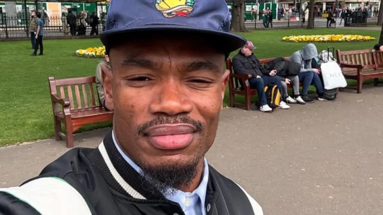 Makazole Mapimpi Stuns Fans with Maskandi Singing in Viral TikTok Video Makazole Mapimpi Stuns Fans with Maskandi Singing in Viral TikTok Video