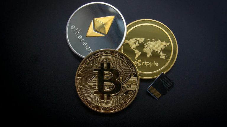 Bitcoin Hits All-Time High: Surge Driven by Institutional Demand and Rising Risk Appetite Bitcoin Hits All-Time High: Surge Driven by Institutional Demand and Rising Risk Appetite