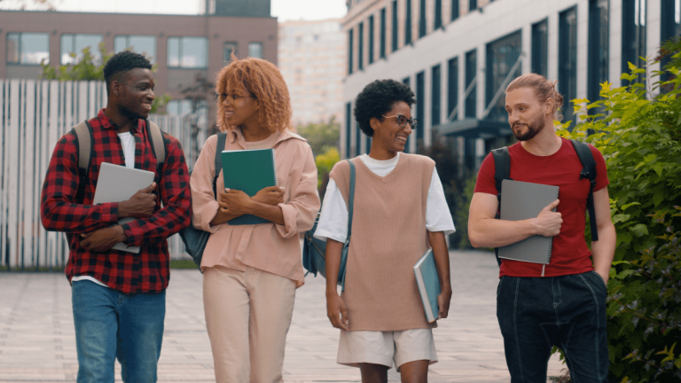 Bursary and Scholarship: What’s the Difference and Which Should You Apply For? Bursary vs Scholarship: What’s the Difference and Which Should You Apply For?