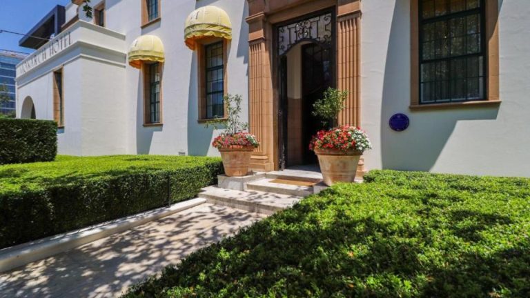 Exclusive Review: The Monarch Hotel – Luxury, Service, and Experience Exclusive Review: The Monarch Hotel – Luxury, Service, and Experience
