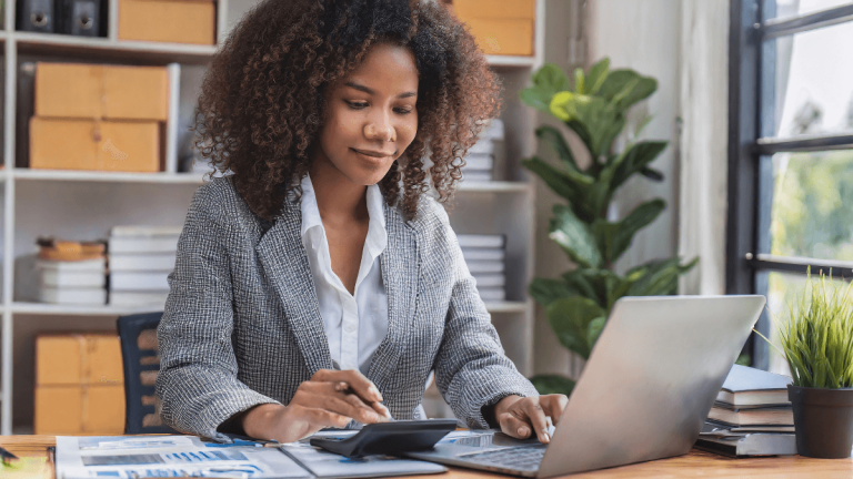 How to Effectively Research Salary Expectations in Your Industry How to Effectively Research Salary Expectations in Your Industry