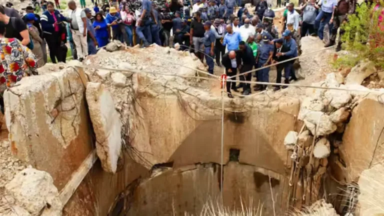 Illegal Mining in South Africa: The Hidden Environmental Crisis Illegal Mining in South Africa: The Hidden Environmental Crisis