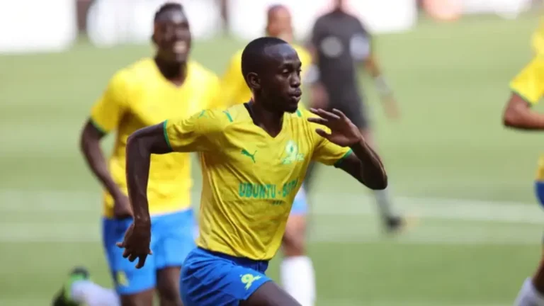 Kaizer Chiefs Look to Peter Shalulile to Lead Rebuild After Contract Ends With Sundowns Kaizer Chiefs Look to Peter Shalulile to Lead Rebuild After Contract Ends With Sundowns