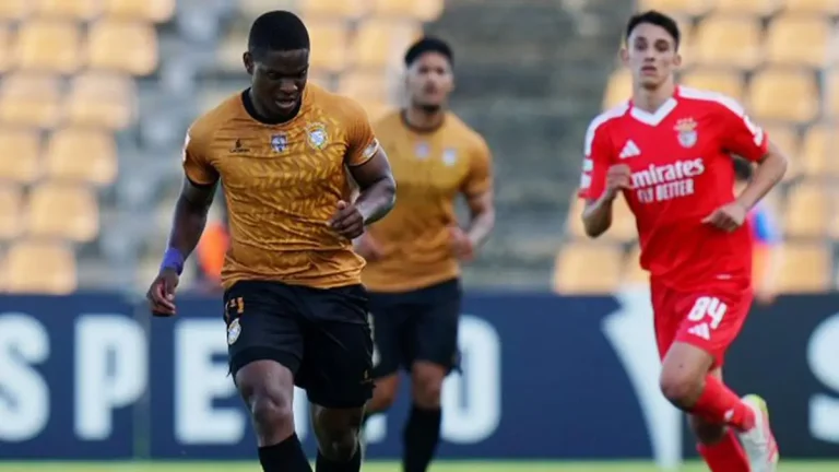 Kaizer Chiefs Unveil R4.5 Million Signing Nkanyiso Shinga from Portugal Kaizer Chiefs Unveil R4.5 Million Signing Nkanyiso Shinga from Portugal