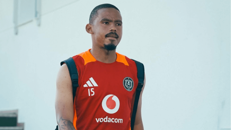 Oswin Appollis’ Transfer Fee Revealed for Orlando Pirates Oswin Appollis Transfer Fee Revealed for Orlando Pirates