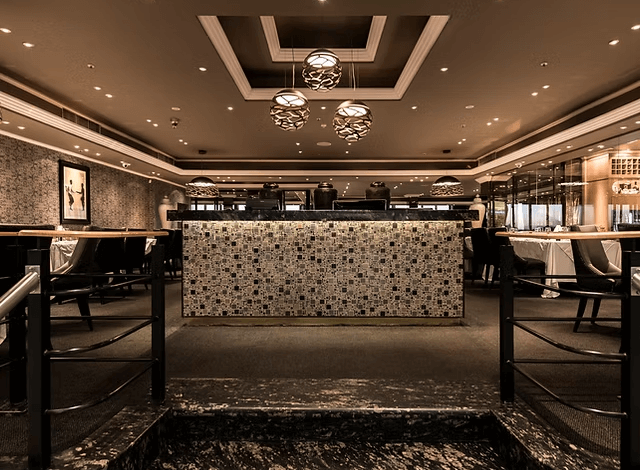 Signature Restaurant Review: A Culinary Experience You Can’t Miss