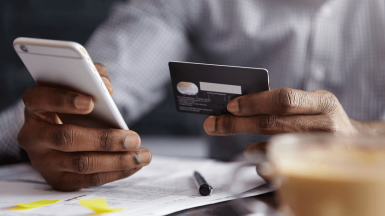South Africans Ditch Using Cash and Cards: Rise of Digital Payments in 2025 South Africans Ditch Using Cash and Cards: Rise of Digital Payments in 2025
