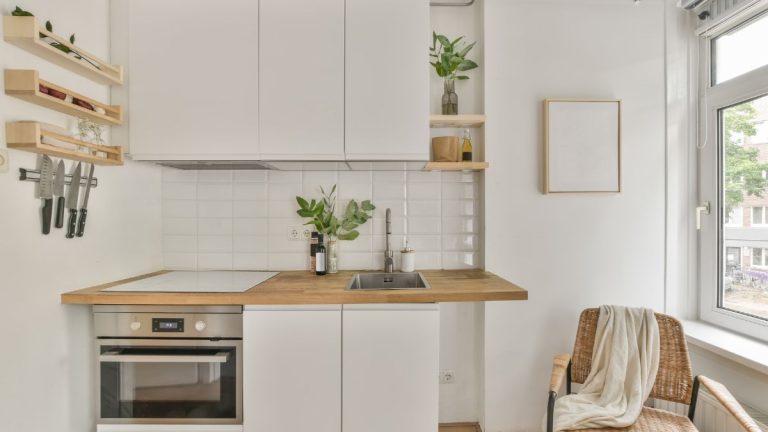 10 Best Colours to Paint a Small Kitchen for a Spacious, Open Feel 10 Best Colours to Paint a Small Kitchen for a Spacious, Open Feel