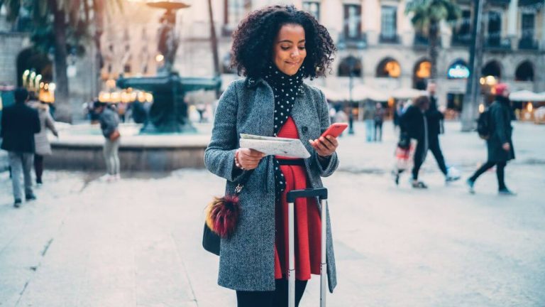 10 Essential Solo Travel Tips for a Safe and Unforgettable Adventure 10 Essential Solo Travel Tips for a Safe and Unforgettable Adventure