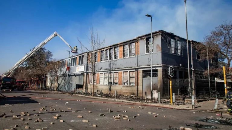 After Germiston Home Affairs Fire: Where to Apply for ID and Passports After Germiston Home Affairs Fire: Where to Apply for ID and Passports