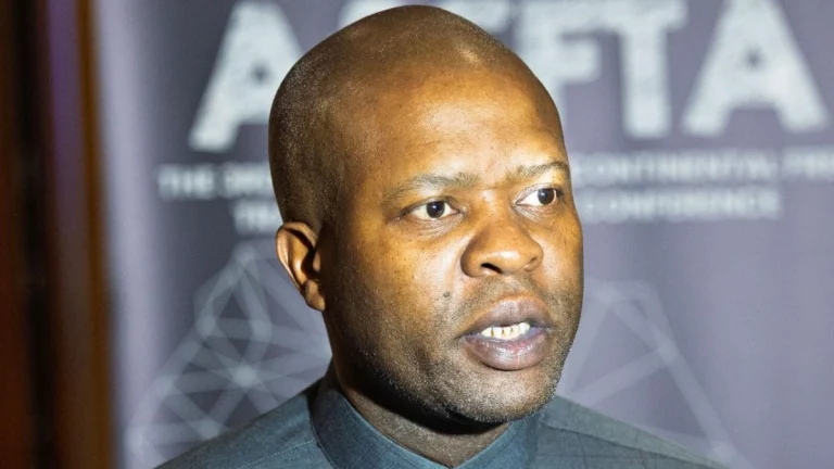 Gauteng Tourism in Focus: Maile to Present Key Stats and Strategies for Economic Growth Gauteng Tourism in Focus: Maile to Present Key Stats and Strategies for Economic Growth