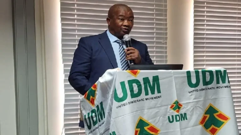 Holomisa Urges Young Leaders to Unite for South Africa’s Future Holomisa Urges Young Leaders to Unite for South Africa’s Future