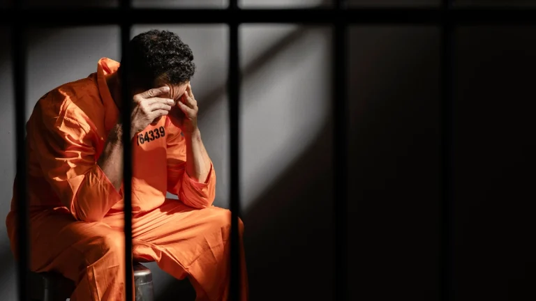 Life Sentence for Security Guard Who Raped Teen in Roodepoort Life Sentence for Security Guard Who Raped Teen in Roodepoort