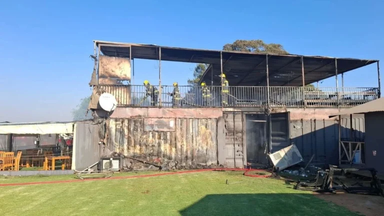 Major Restaurant Fire Contained in Ekurhuleni as Fire Incidents Spike Major Restaurant Fire Contained in Ekurhuleni as Fire Incidents Spike