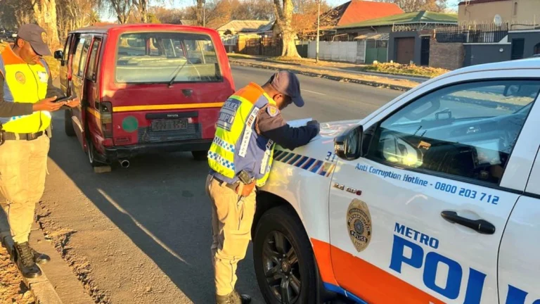 Pulled Over at a Roadblock? Here’s What SA Law Says You Can and Can’t Do Pulled Over at a Roadblock? Here’s What SA Law Says You Can and Can’t Do