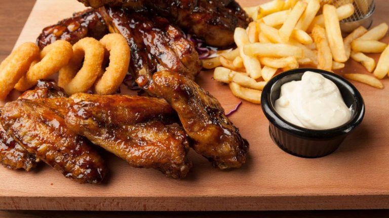 Top 5 Places That Sell The Best Wings and Ribs in Gauteng Top 5 Places That Sell The Best Wings and Ribs in Gauteng