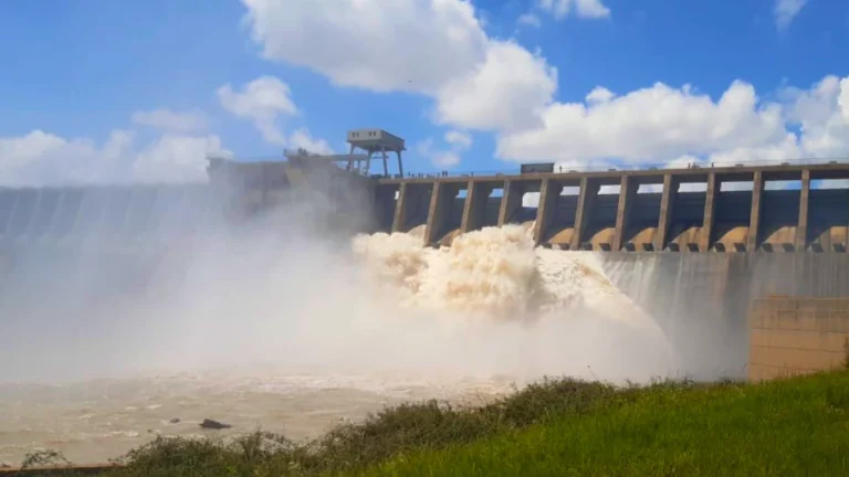 Vaal Dam Tops 106% as South Africa Records Below-Normal Winter Rainfall Vaal Dam Tops 106% as South Africa Records Below-Normal Winter Rainfall