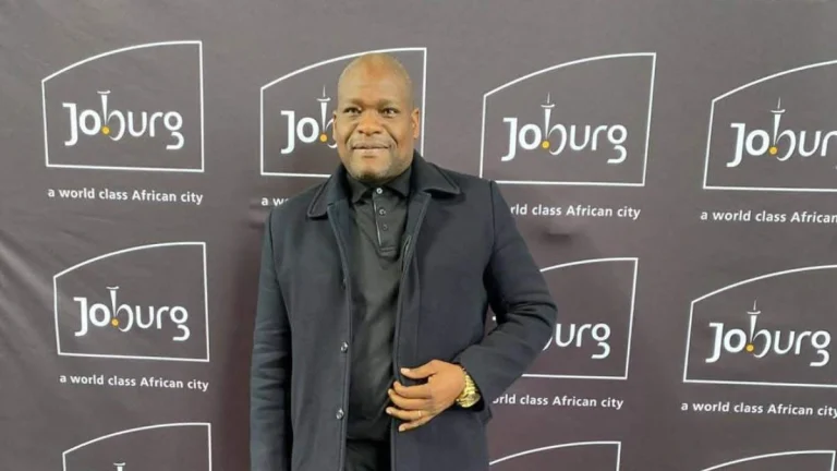 Joburg MMC in Hawks’ crosshairs over R186 000 ‘facilitation fees’ from housing developer Joburg MMC in Hawks’ crosshairs over R186 000 ‘facilitation fees’ from housing developer