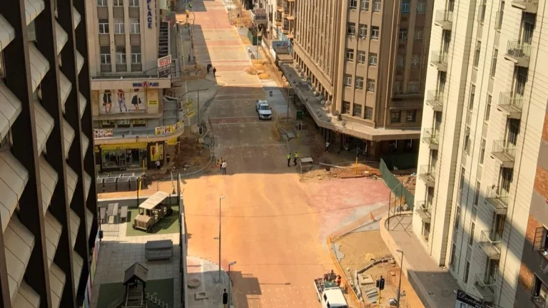 Lillian Ngoyi Street: A Two-Year Timeline from Explosion to Reopening Lillian Ngoyi Street: A Two-Year Timeline from Explosion to Reopening