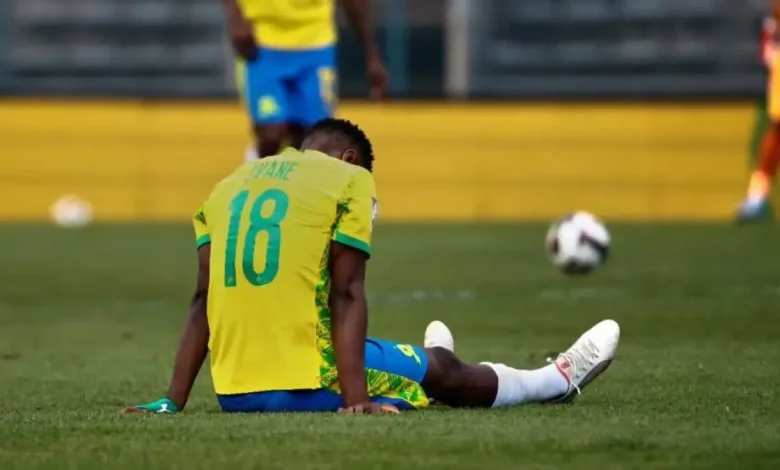 Mamelodi Sundowns Celebrate 3-0 Win, but Zwane’s Injury Clouds Victory