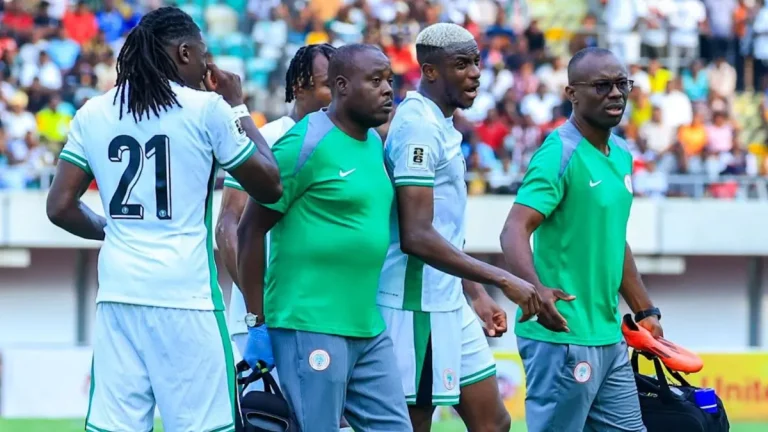 Victor Osimhen Slammed for ‘Faking Injury’ Before Bafana Clash Victor Osimhen Slammed for ‘Faking Injury’ Before Bafana Clash