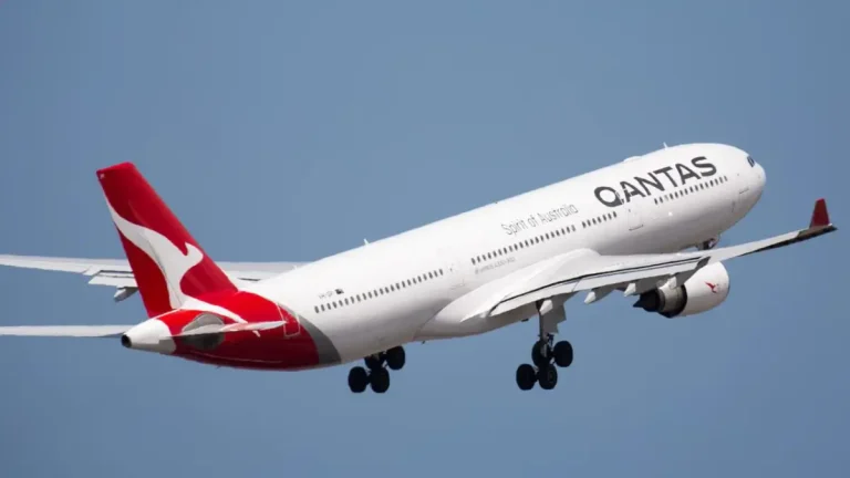Qantas Airways Launches New Direct Flight Between Johannesburg and Perth Qantas Airways Launches New Direct Flight Between Johannesburg and Perth